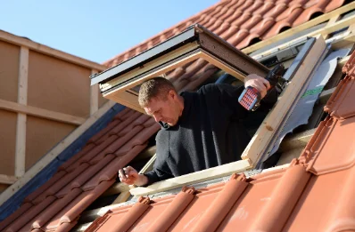 Pose de fenêtres de toit Velux à Espaon